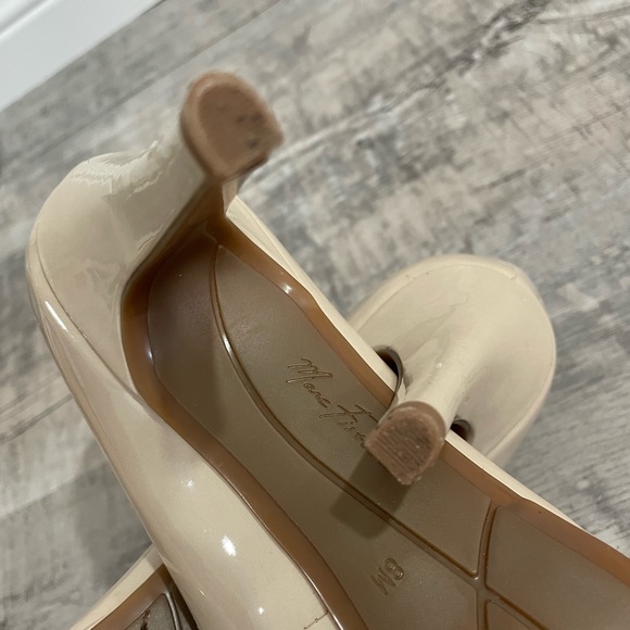 Marc Fisher round toe patent pumps - Picture 5 of 7